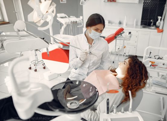 Lee más sobre el artículo Seguridad en las clínicas dentales durante la pandemia
