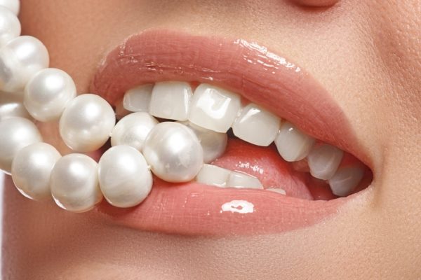 Lee más sobre el artículo Factores que alargar un blanqueamiento dental